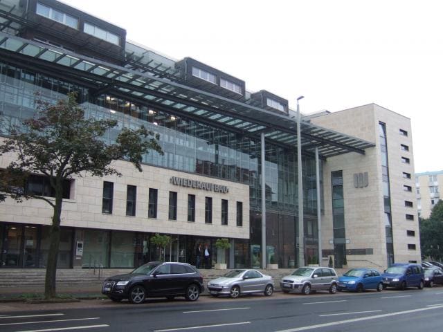 1998 - façade BEAUVAL RUBANE à Brunswick (Allemagne)